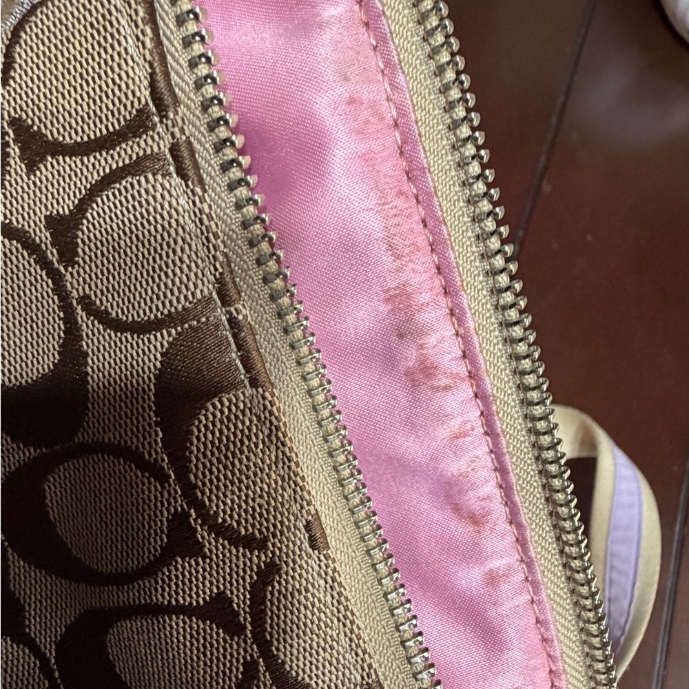 Coach Poppy Limited Edition ‘Heart bag’ 2- hang tags - Picture 14 of 17